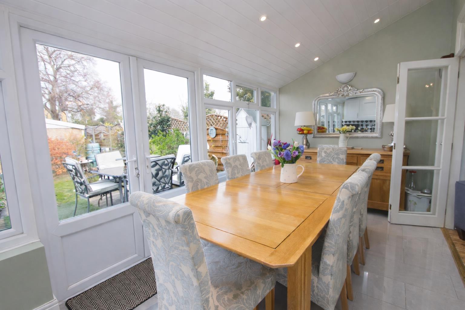 Godalming Avenue, Wallington